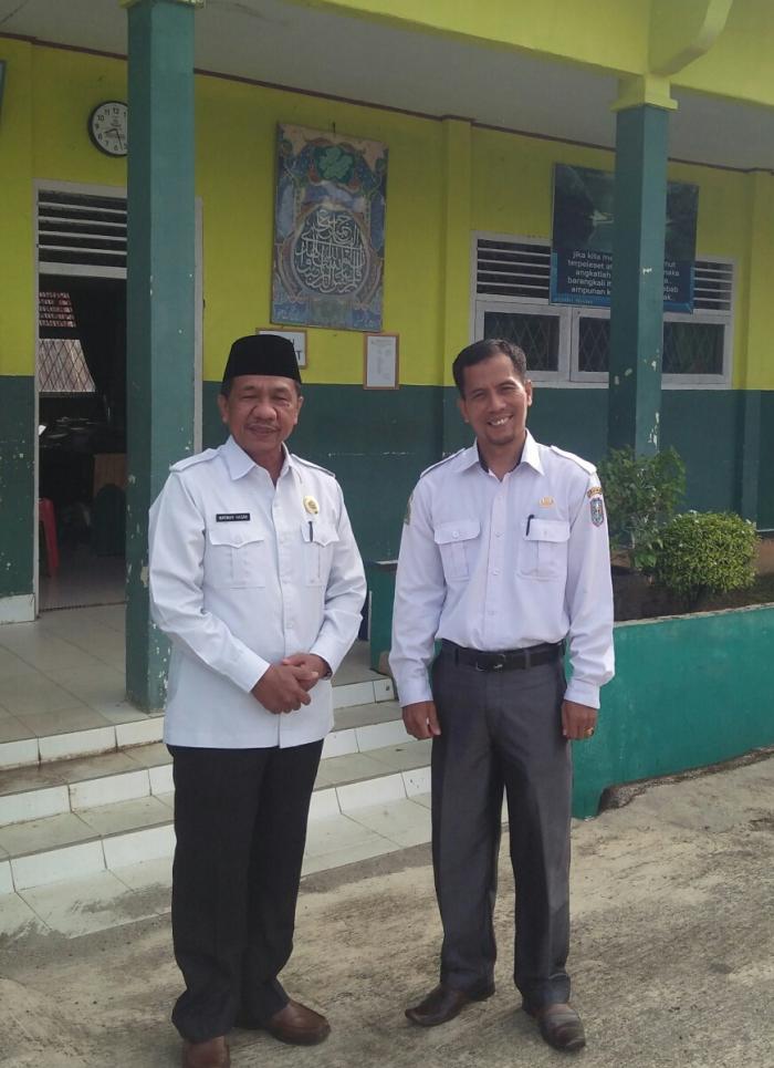 KEPALA KANTOR KEMENTERIAN AGAMA KAB.MERANGIN DRS.H.MARWAN HASAN  LAKUKAN MOVEV DI MAN 1 MERANGIN