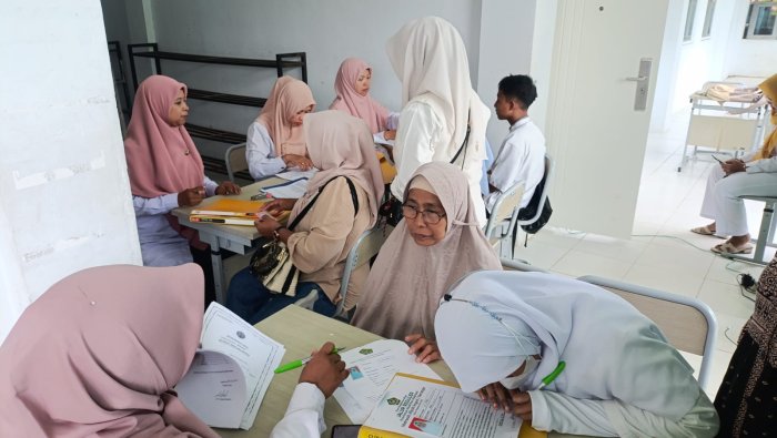 Calon Murid Baru MAN 1 Merangin Lakukan Daftar Ulang Setelah Dinyatakan Lulus Seleksi PMB